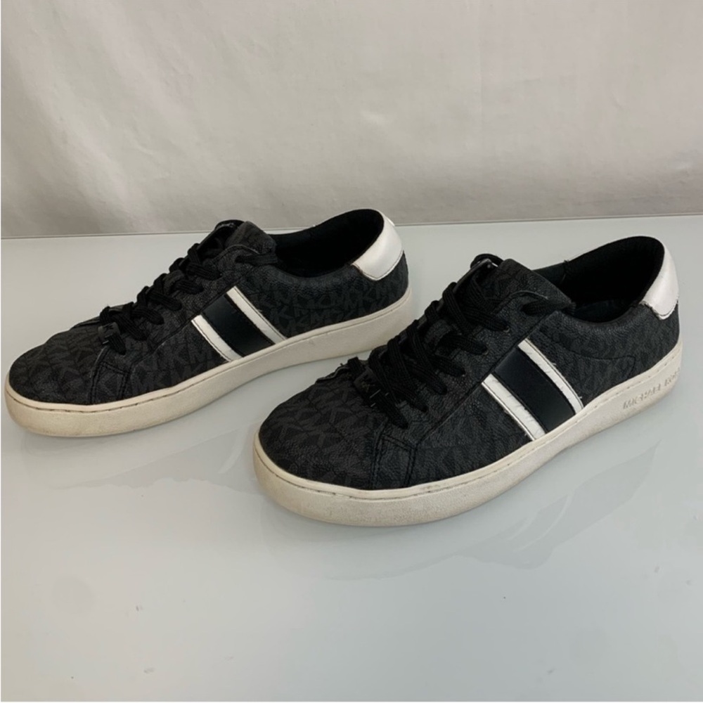 Michael Kors Women's Black White Poppy Sneakers Size 8.5